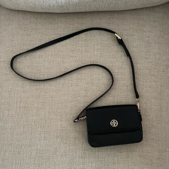 Tory Burch Handbags - Tory Burch Leather Crossbody Bag